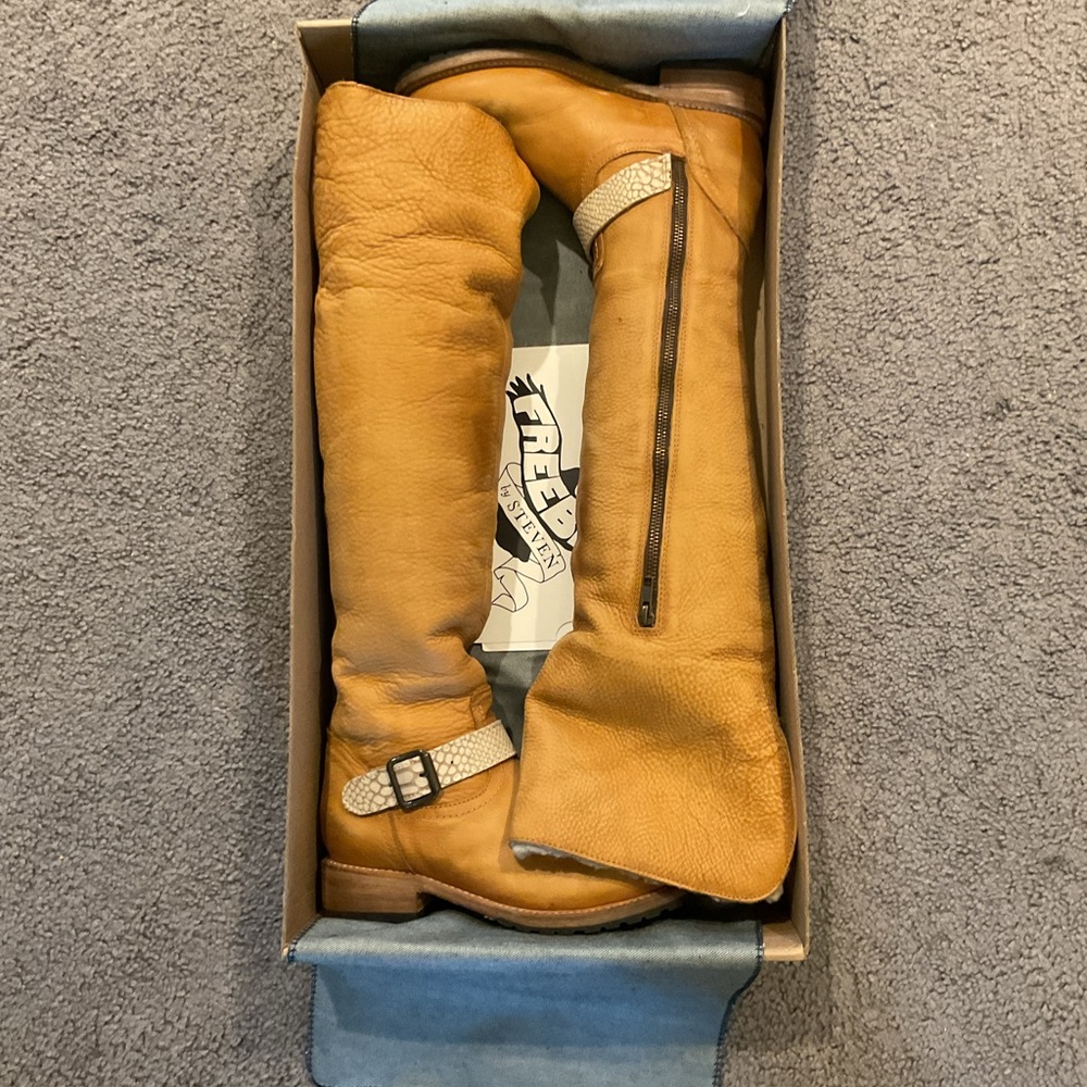 Freebird by Steven Denmark Tan Leather OTK Over The Knee Riding Boots Shoes NEW - Picture 5 of 6